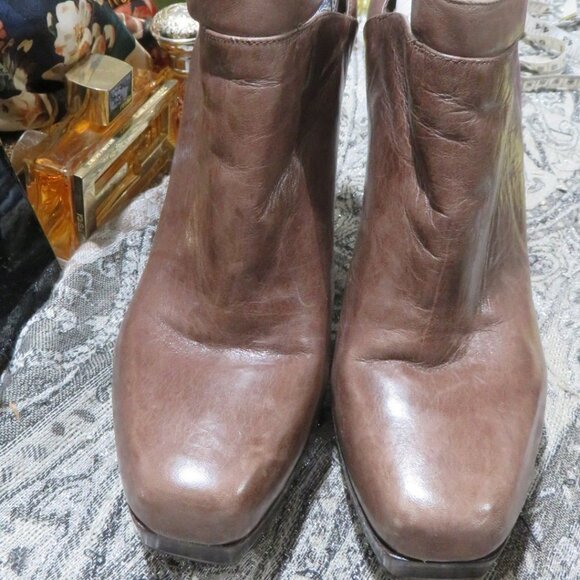 BOGO Nine West Brown Leather Platform Booties Ankle Boots Heels Stilettos 10 - Picture 3 of 14
